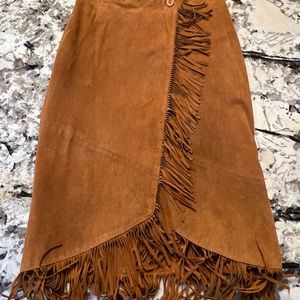 Paris and New York, suede leather leather fringed skirt, size large